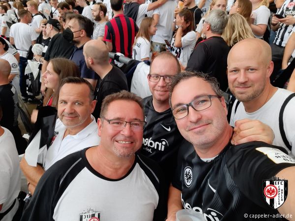 8b610cbb b2de 4154 8f27 d9a535455281